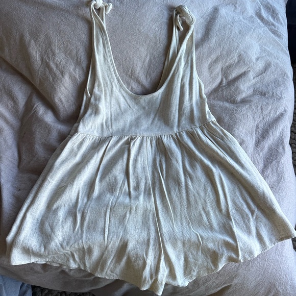 Princess Polly Romper - Picture 2 of 3